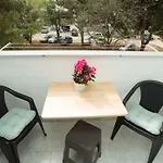 Pensión Maras