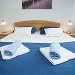 Pensión Maras Split