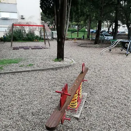 Maras Πανσιόν