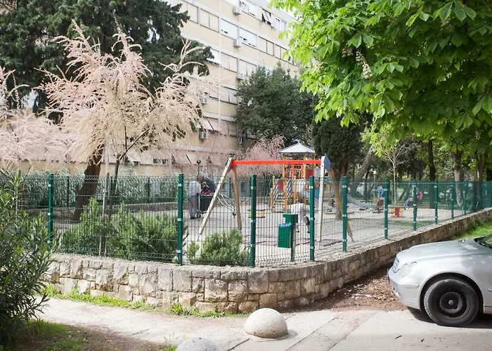 Maras Guest house 3*